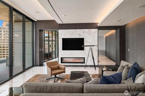 838 Avenue Square NE Bellevue WA 98004