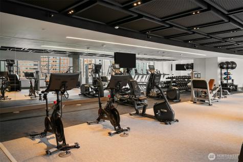 838 Avenue Square NE Bellevue WA 98004