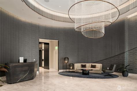 838 Avenue Square NE Bellevue WA 98004