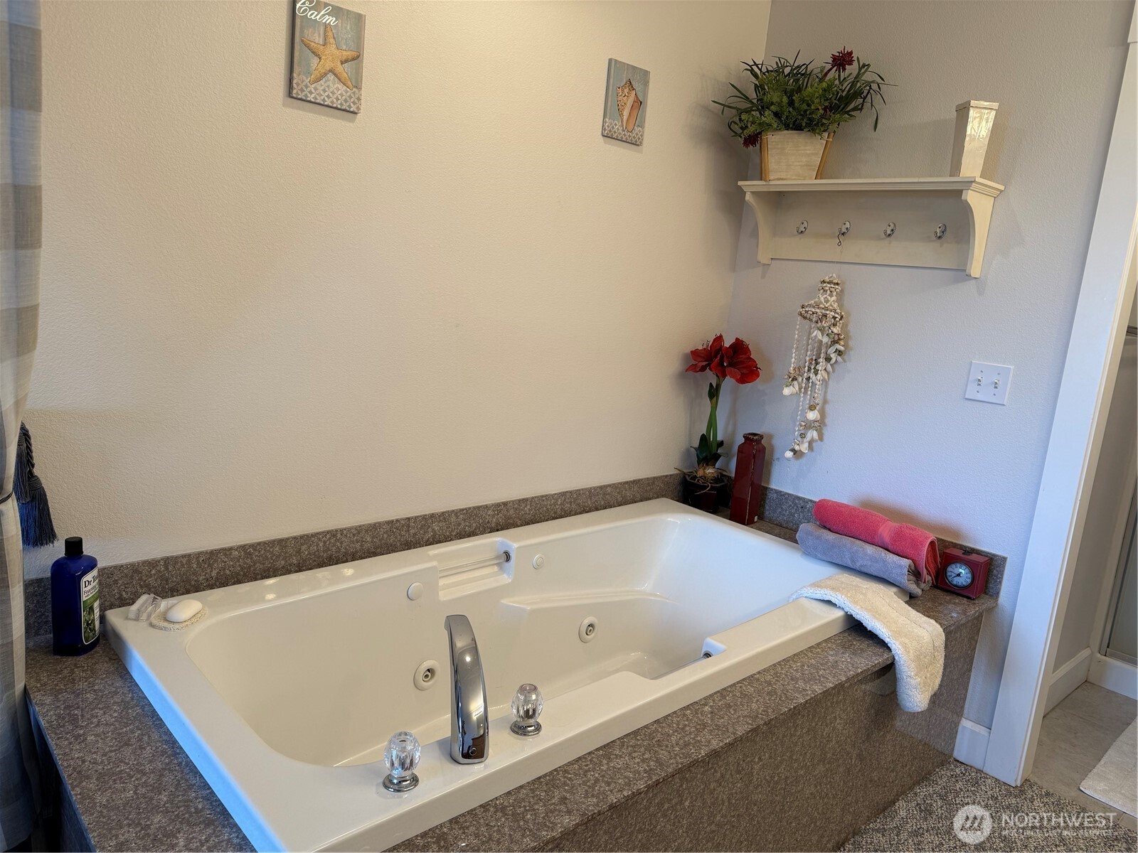 2815 Willows Road Seaview WA 98644