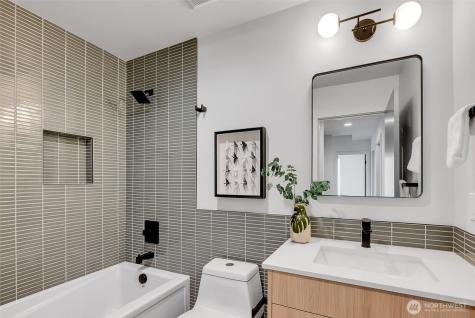 4405 S Holly Street Seattle WA 98118
