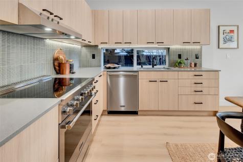 4405 S Holly Street Seattle WA 98118