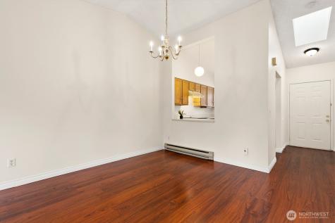 12389 SE 41st Lane Bellevue WA 98006