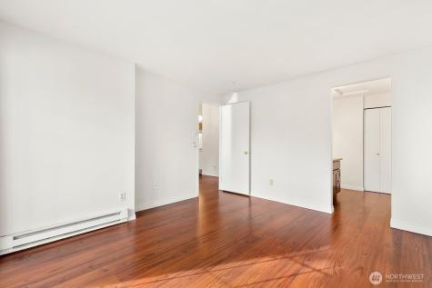 12389 SE 41st Lane Bellevue WA 98006