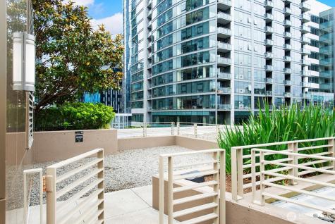 910 Lenora Street Seattle WA 98121