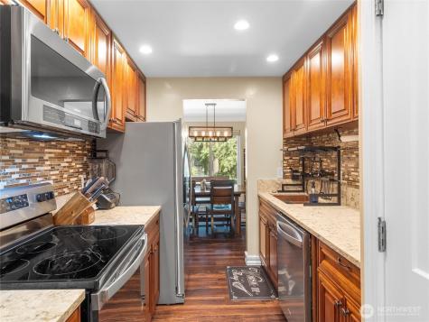 1420 153rd Ave NE Bellevue WA 98007