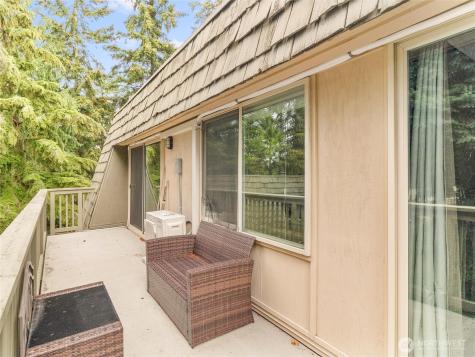 1420 153rd Ave NE Bellevue WA 98007