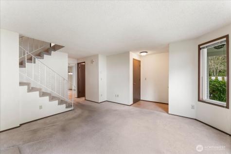 31917 45th Place SW Federal Way WA 98023
