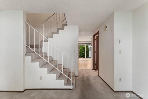 31917 45th Place SW Federal Way WA 98023