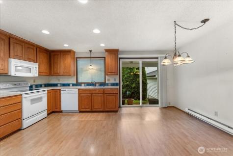 31917 45th Place SW Federal Way WA 98023