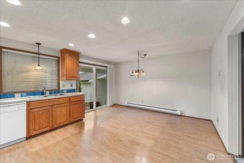 31917 45th Place SW Federal Way WA 98023