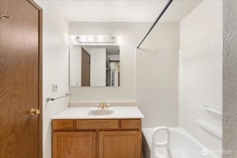 31917 45th Place SW Federal Way WA 98023