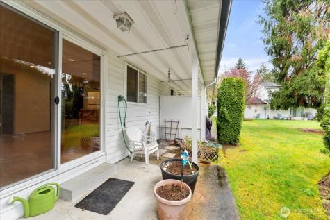 31917 45th Place SW Federal Way WA 98023