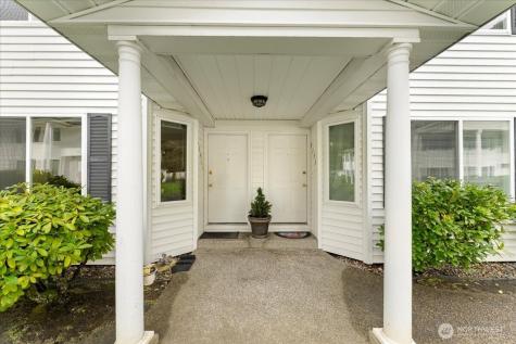 31917 45th Place SW Federal Way WA 98023