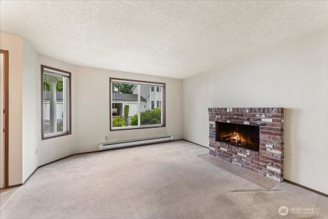 31917 45th Place SW Federal Way WA 98023