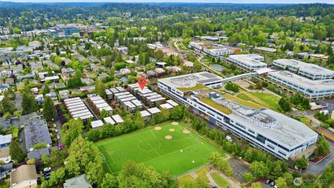 732 4th Court S Kirkland WA 98033