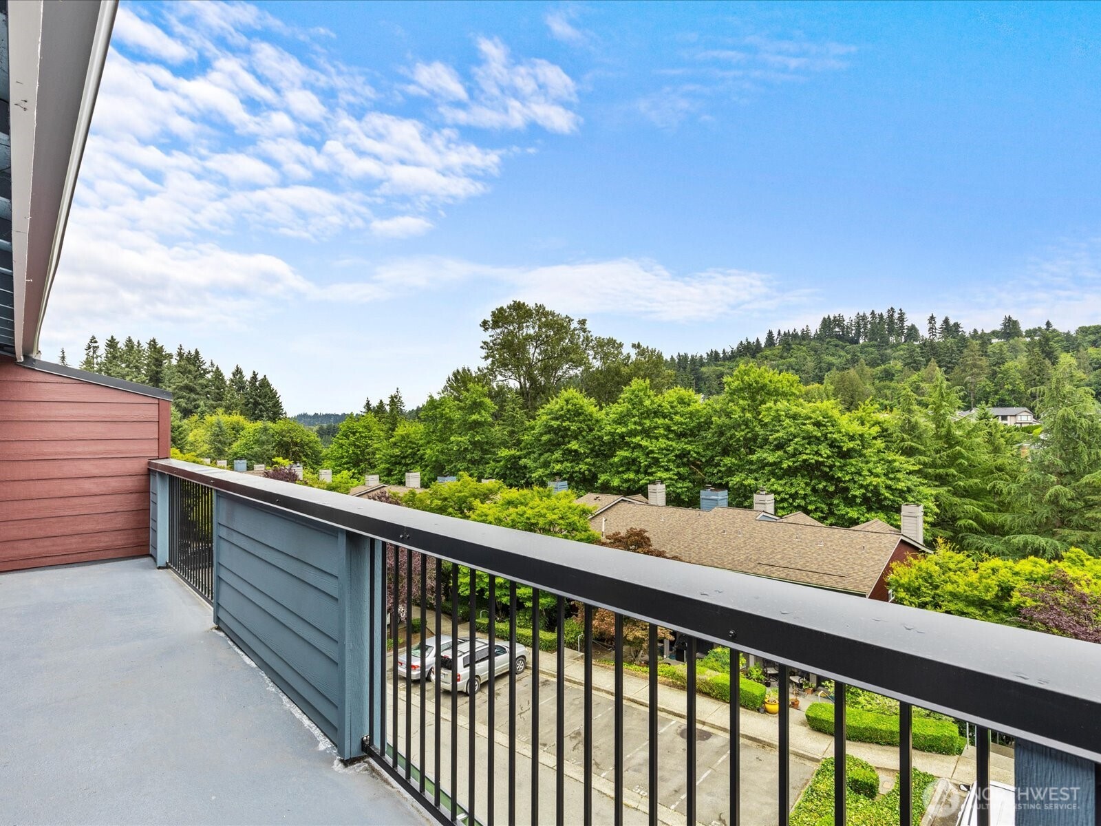 15711 Waynita NE Bothell WA 98011
