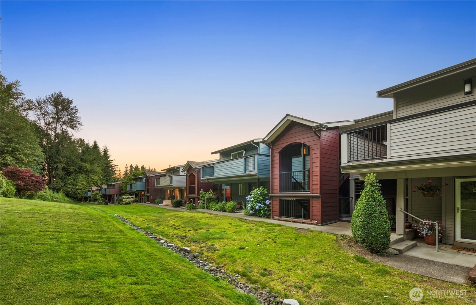 15711 Waynita NE Bothell WA 98011