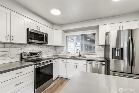 1131 115th Street SW Everett WA 98204