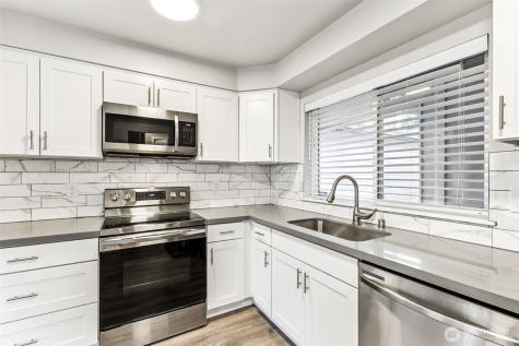 1131 115th Street SW Everett WA 98204