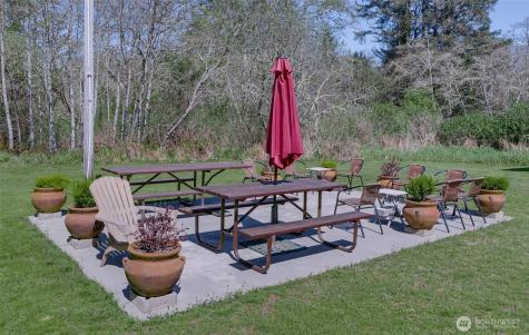 1410 48th Street Seaview WA 98644