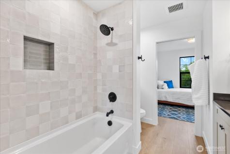 2815 25th Street Everett WA 98201