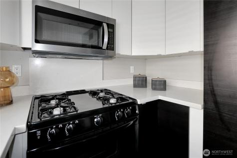 1533 18th Avenue S Seattle WA 98144