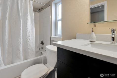 1533 18th Avenue S Seattle WA 98144