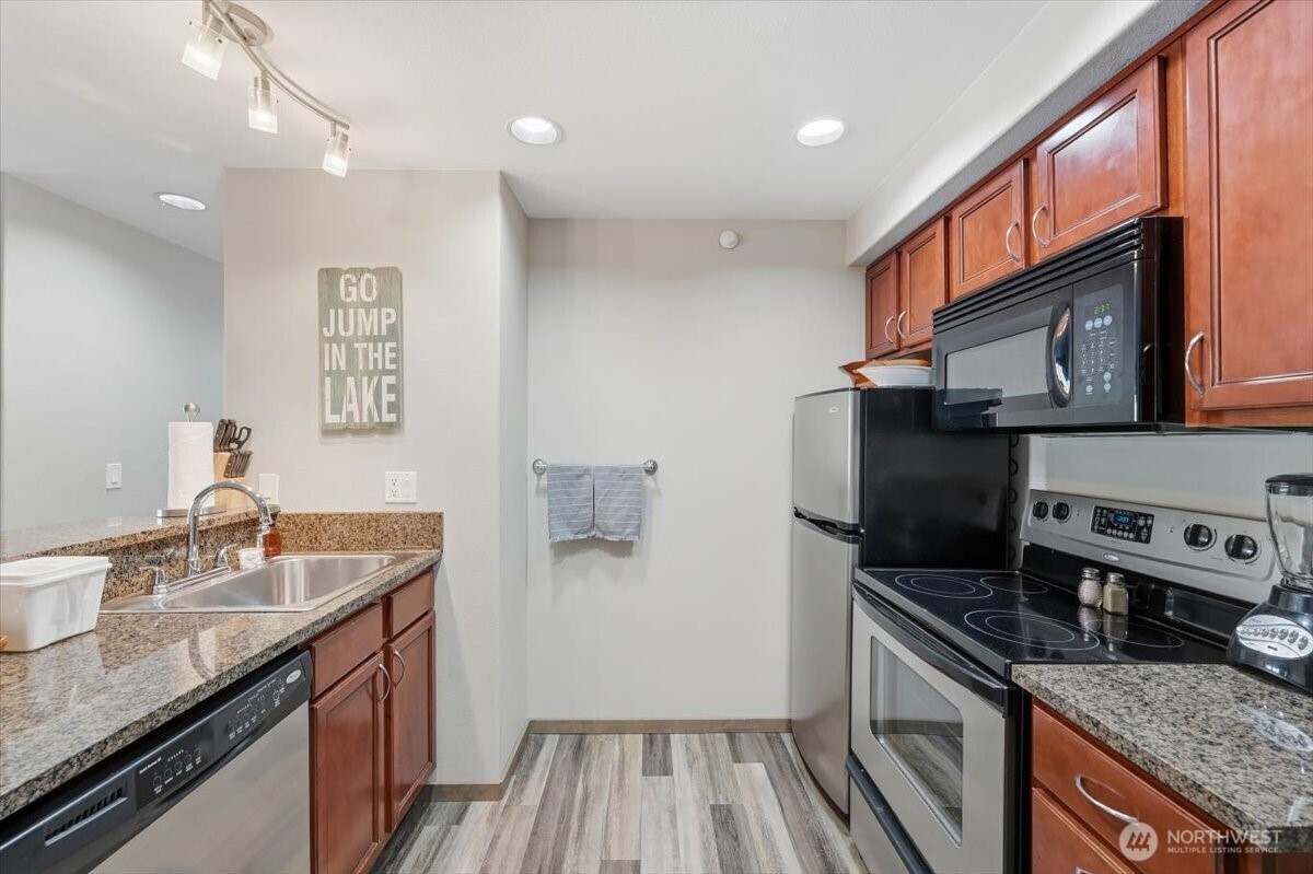 322 W Woodin Avenue Chelan WA 98816