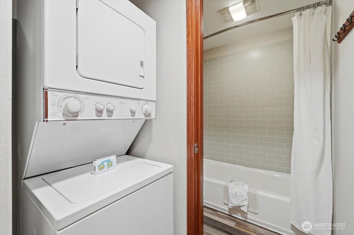322 W Woodin Avenue Chelan WA 98816