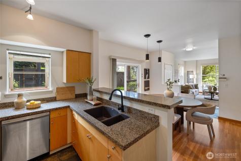 1501 Cherrylane Avenue S Seattle WA 98144