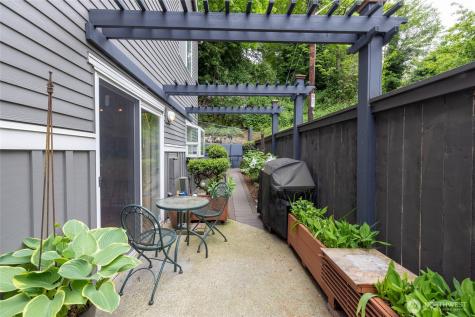 1501 Cherrylane Avenue S Seattle WA 98144