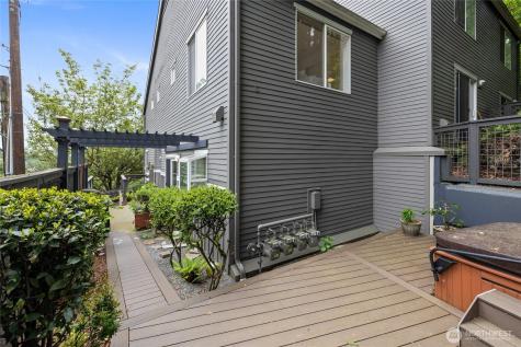 1501 Cherrylane Avenue S Seattle WA 98144