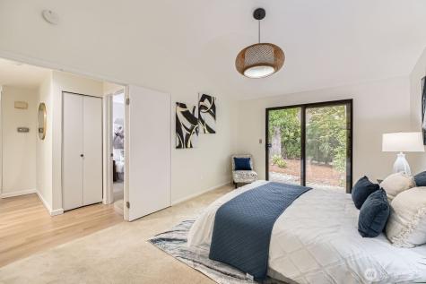 16142 SE 33rd Lane Unit #1001 Bellevue WA 98008