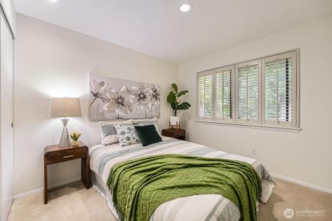 16142 SE 33rd Lane Unit #1001 Bellevue WA 98008