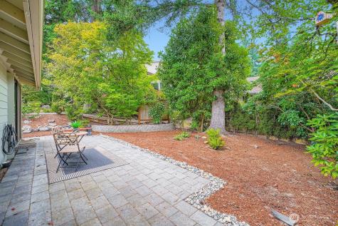 16142 SE 33rd Lane Unit #1001 Bellevue WA 98008