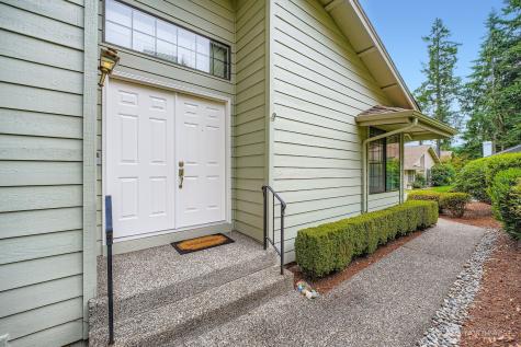 16142 SE 33rd Lane Unit #1001 Bellevue WA 98008