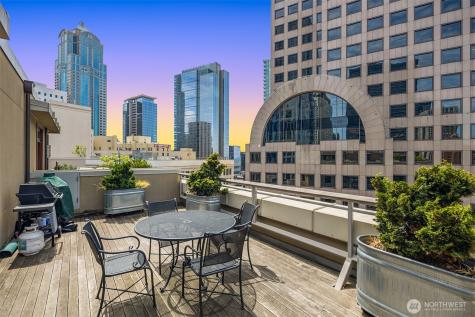 1500 4th Avenue Seattle WA 98101