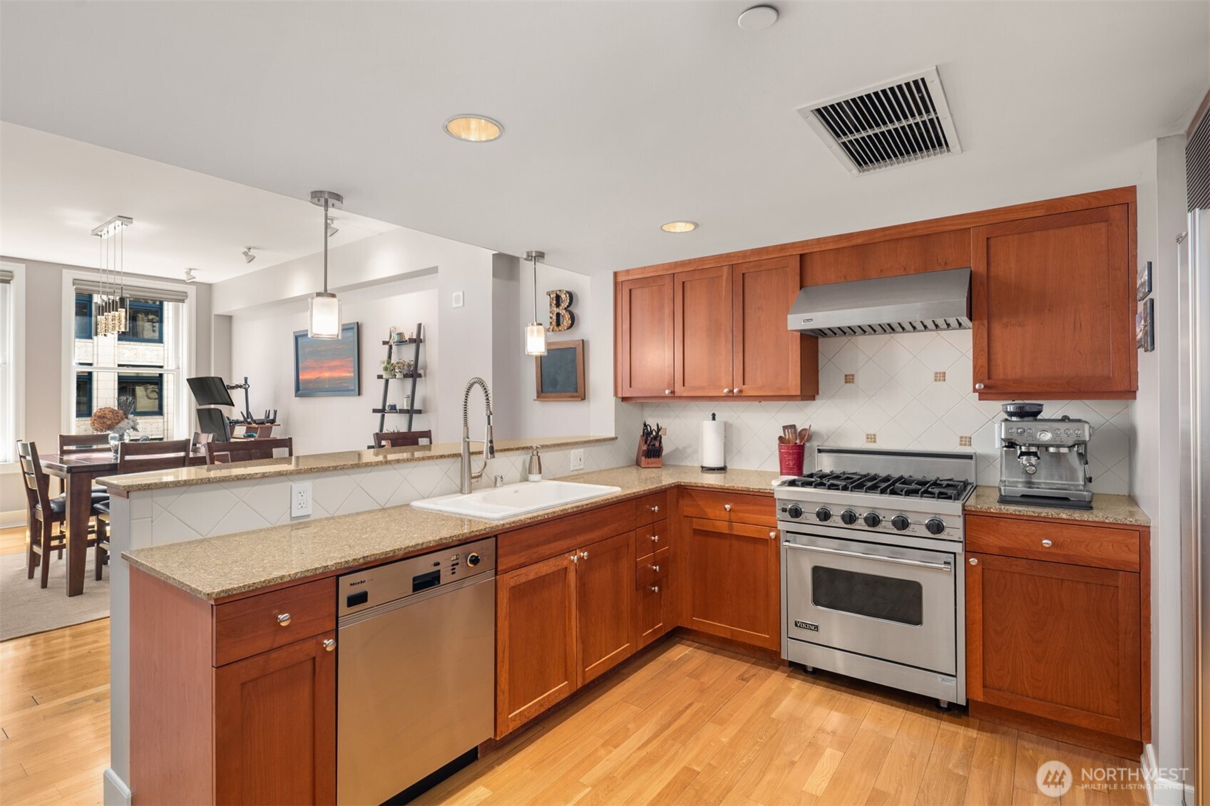 1500 4th Avenue Seattle WA 98101