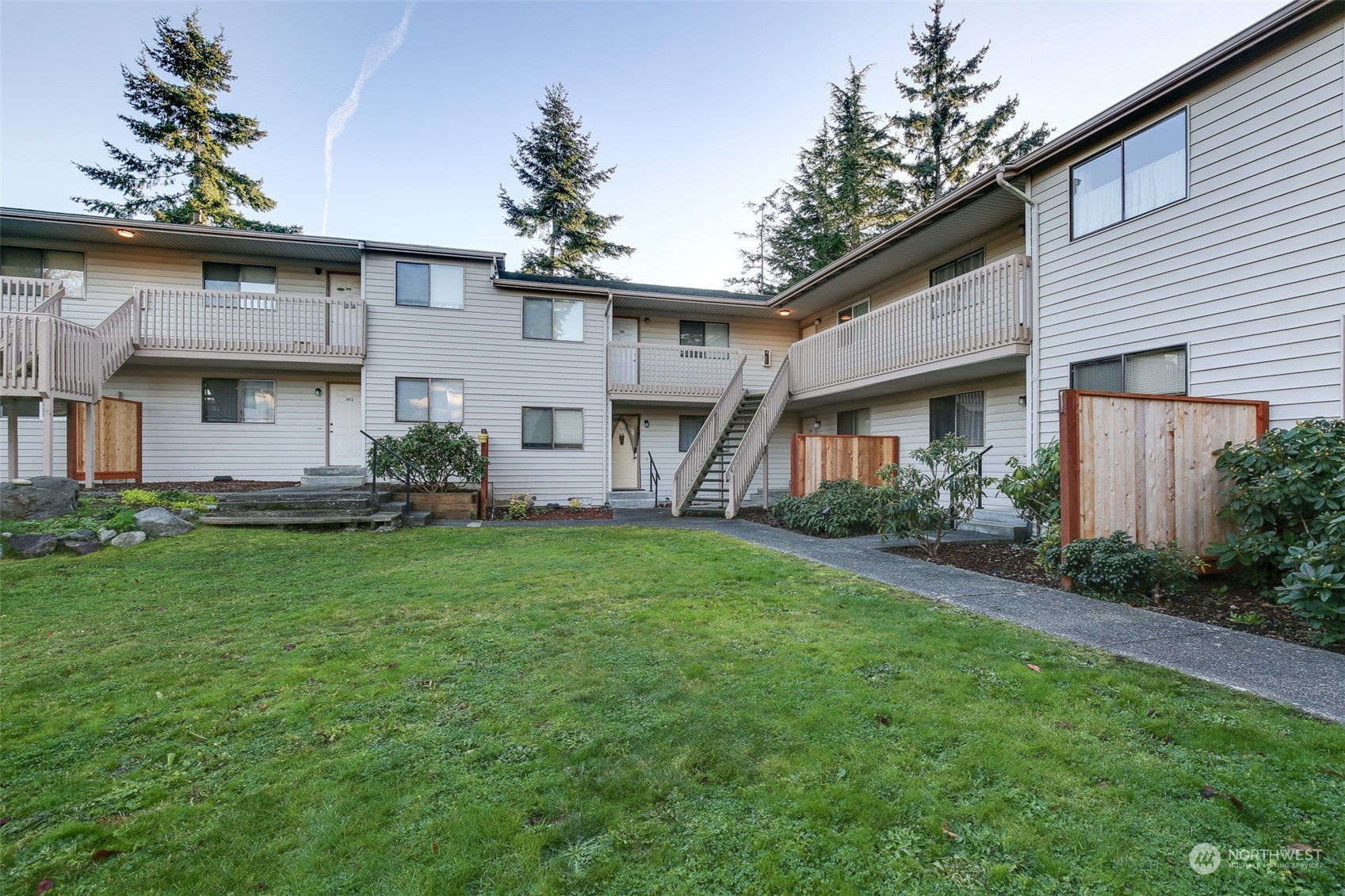 325 NE Kettle Street Oak Harbor WA 98277