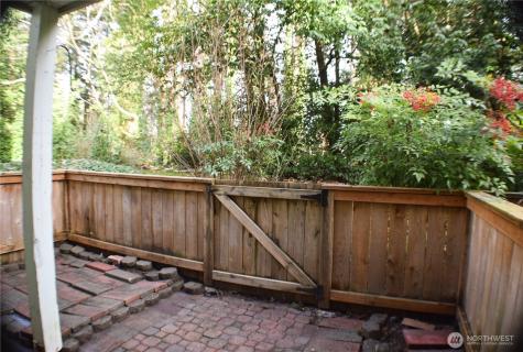 25120 98th Place S Kent WA 98030