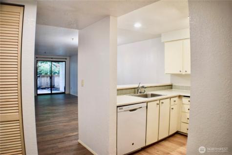 25120 98th Place S Kent WA 98030