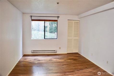 25120 98th Place S Kent WA 98030