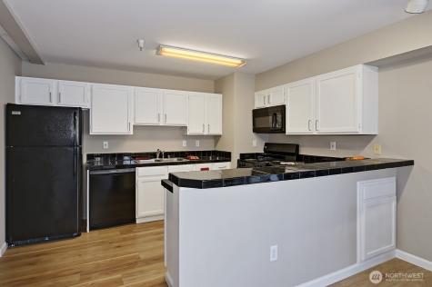 2117 N 107th Street Seattle WA 98133