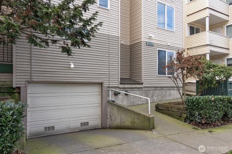 2117 N 107th Street Seattle WA 98133
