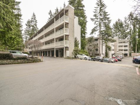 14527 NE 40th Street Bellevue WA 98007