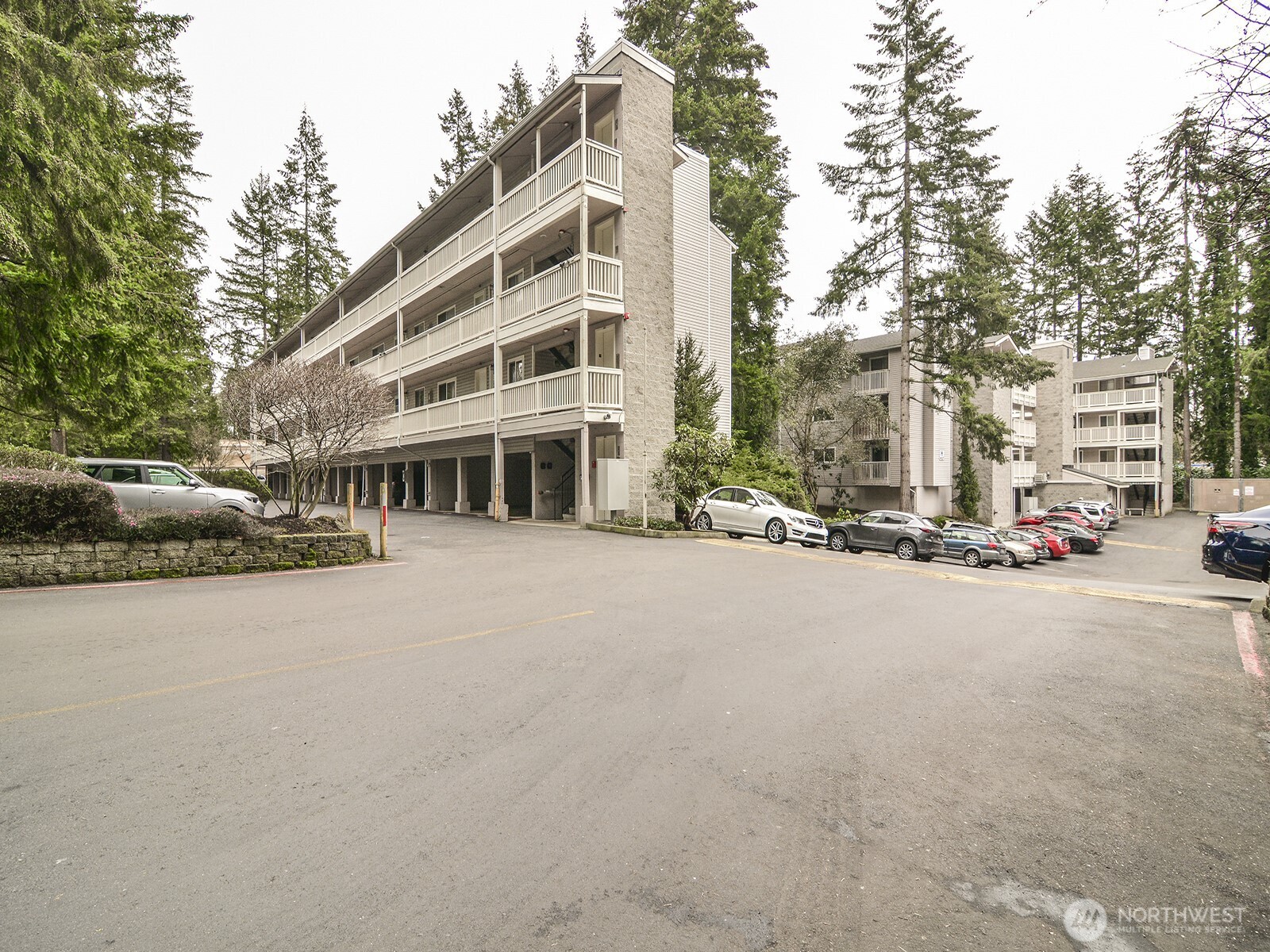 14527 NE 40th Street Bellevue WA 98007
