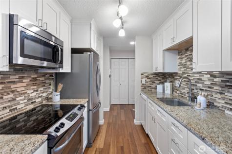 2625 13th Avenue W Seattle WA 98119