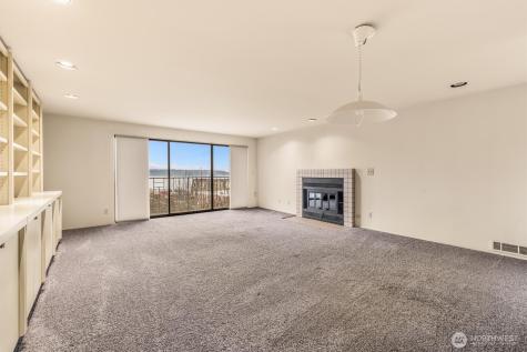 505 W Roy Street Seattle WA 98119