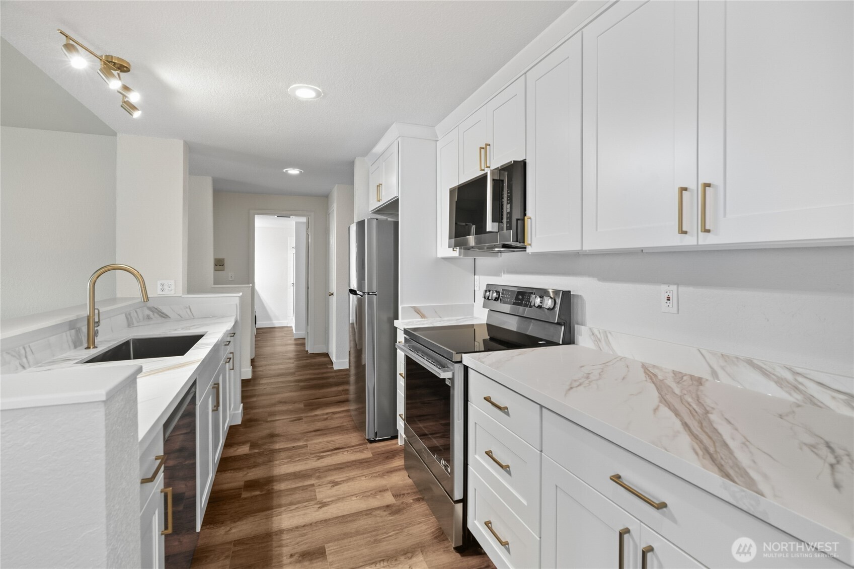3710 26th Place W Seattle WA 98199